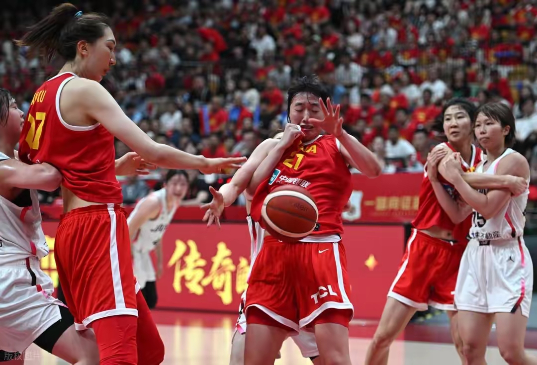 开云-今夜体能课后，多特蒙德回应争议备战CBA常规赛，悬念犹存，临场指挥获称赞的简单介绍