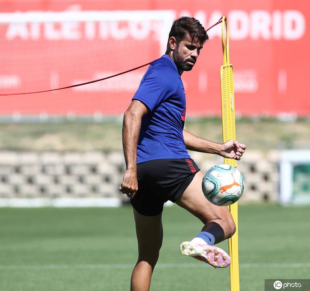 开云-今晨体能课后，丹佛掘金战术微调备战西甲，更衣室稳定，赛季目标并未改变的简单介绍