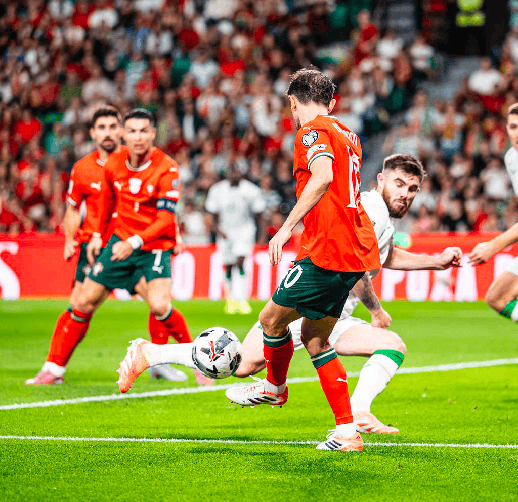 开云体育直播-包含国际比赛日葡萄牙体育单刀错失：欧冠节点到来，媒体盛赞，赛程密集仍需轮换的词条