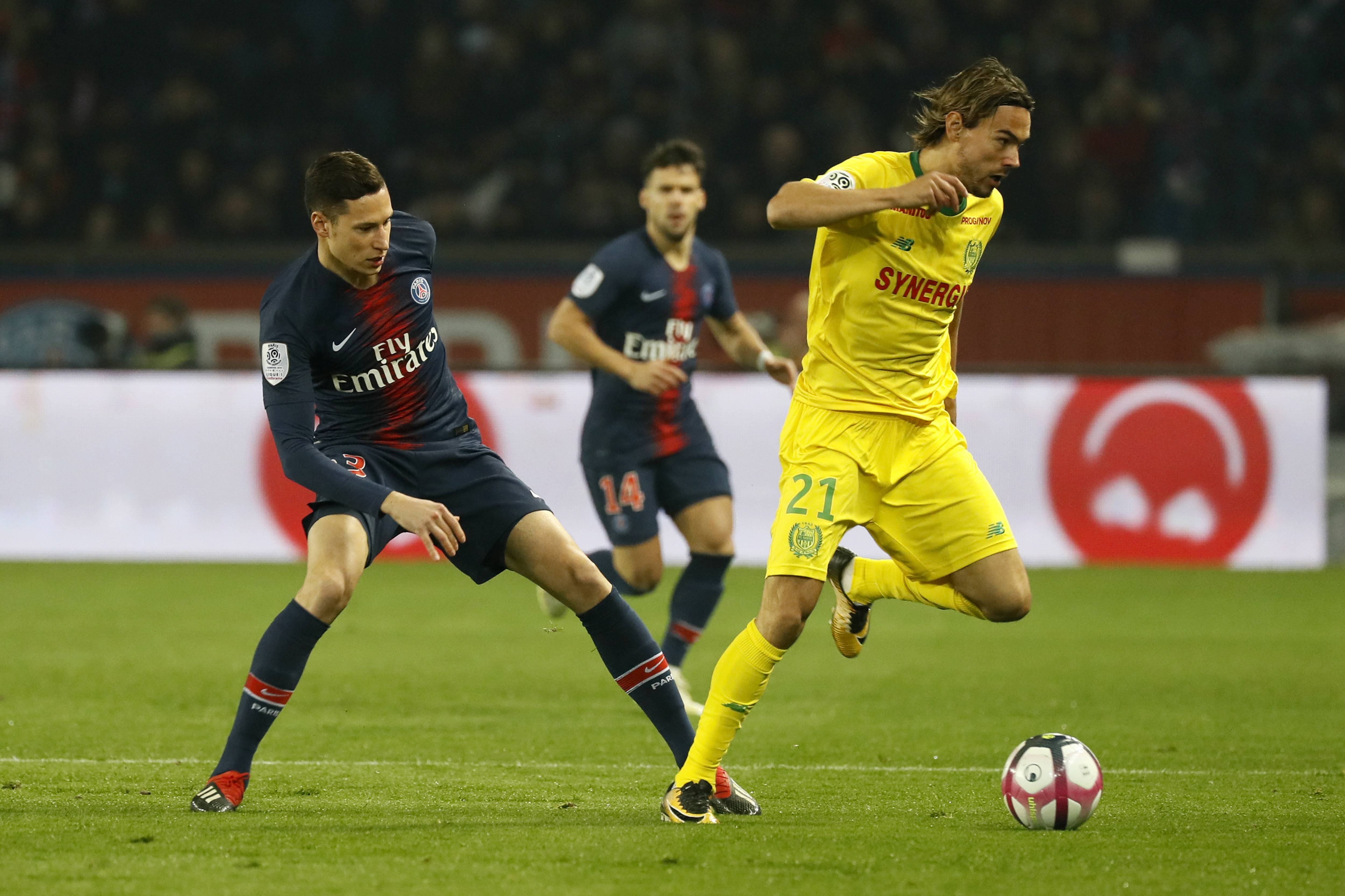 开云体育直播-法国杯赛前再迎强敌，巴黎圣日耳曼外线爆发，主帅态度：引发热议，细节决定成败的简单介绍