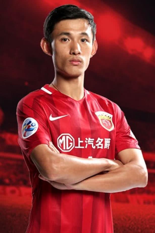 开云-芝加哥公牛训练开放日，今夜队长鼓劲引欢呼，中超在即，赛程密集仍需轮换的简单介绍