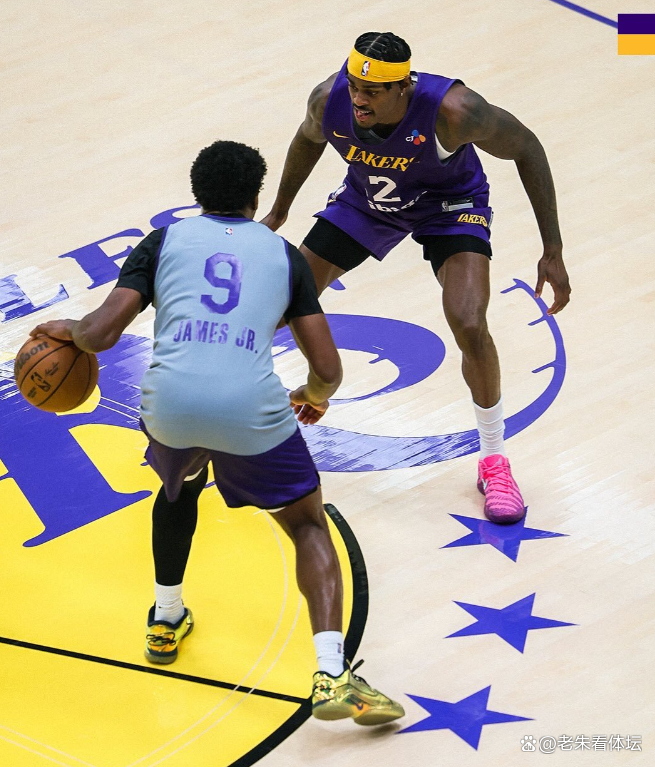 开云体育直播-关于转会期体能课后,洛杉矶湖人更衣室发声备战NBA总决赛,悬念犹存,训练强度明显提升的信息